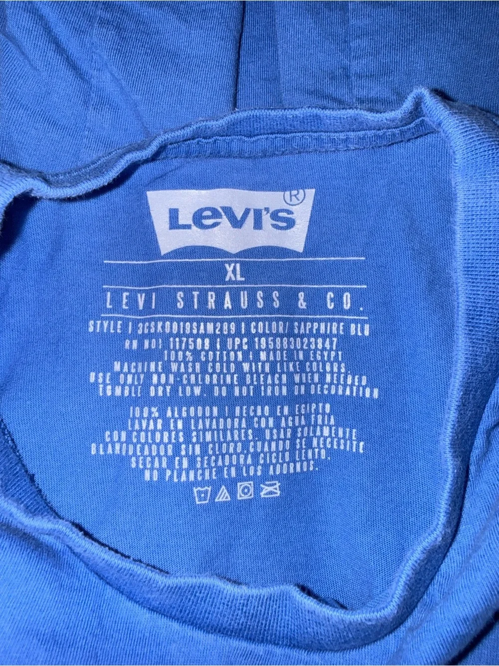 1590-Levi's Blue Short-Sleeve Graphic Mountain Tee with Yellow Logo